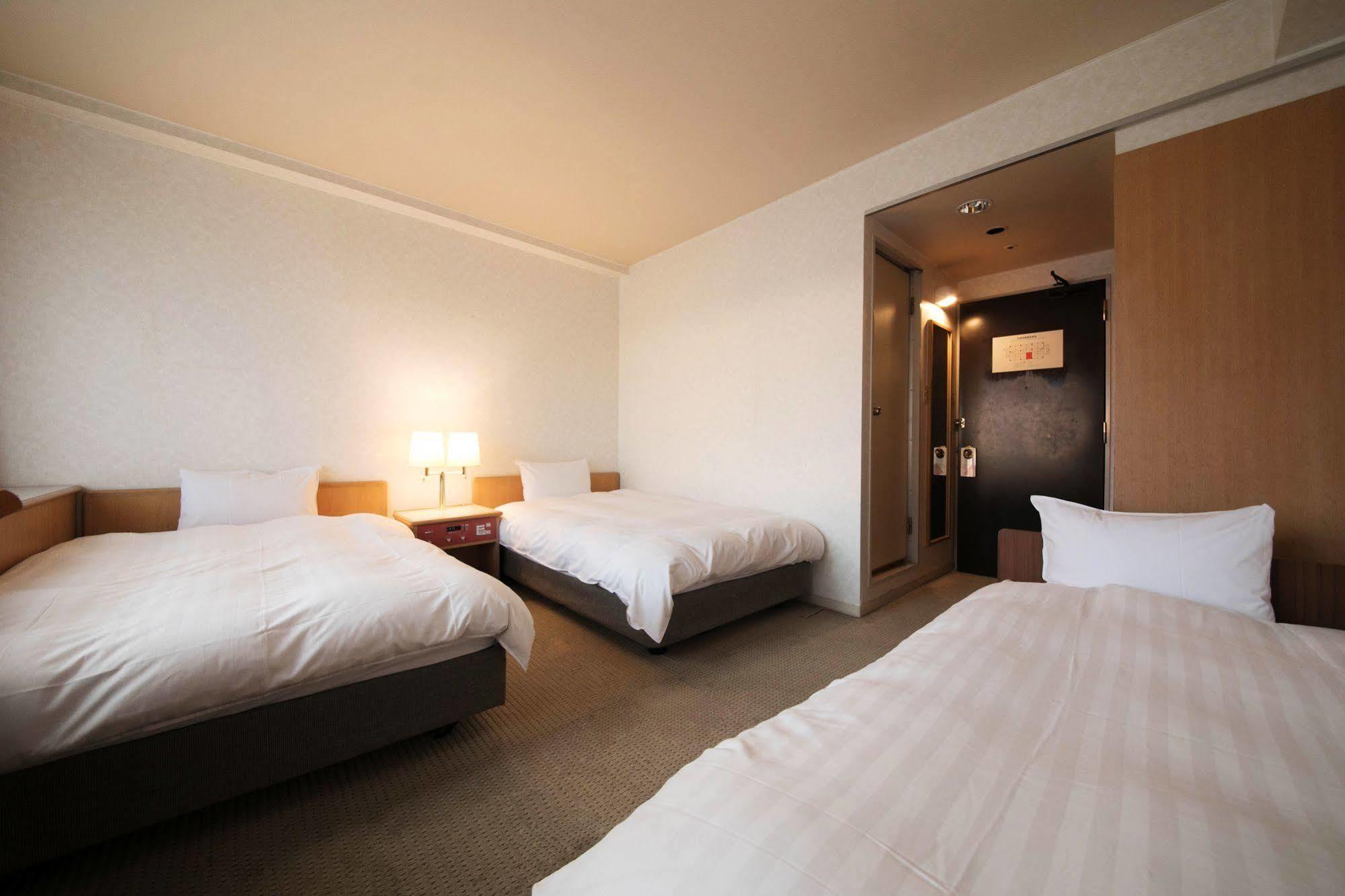 Mito Hotel Season Екстер'єр фото